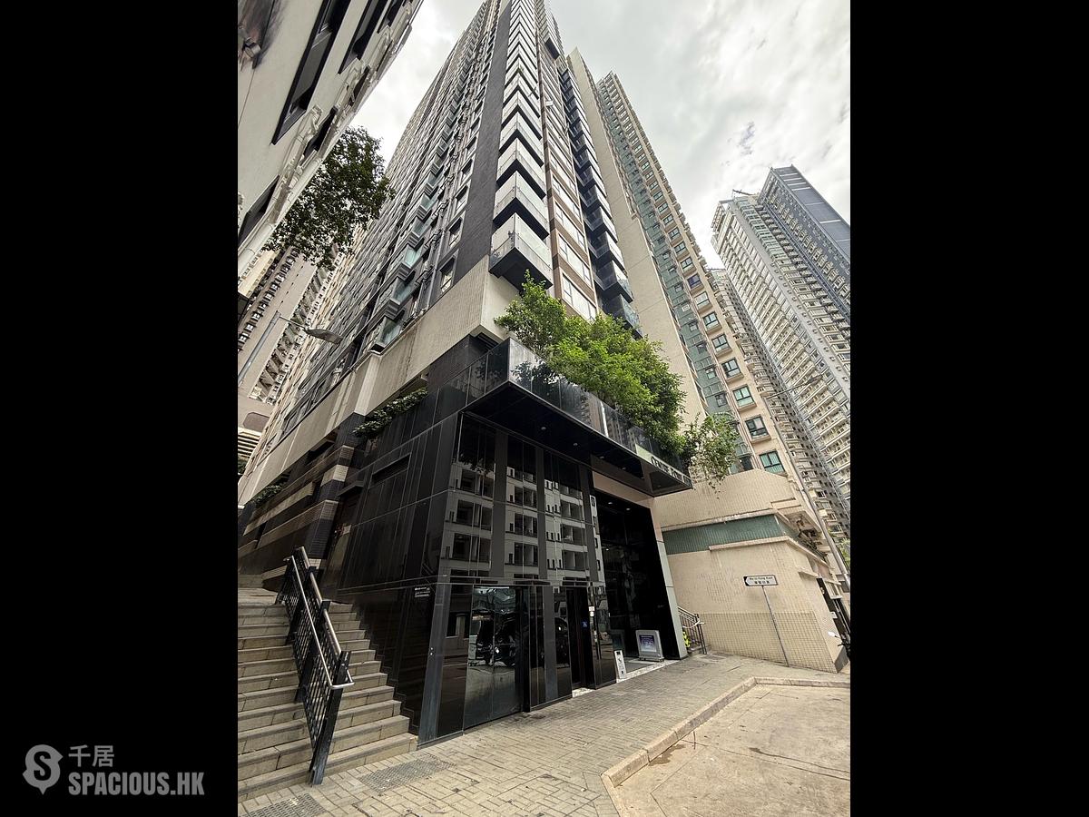 Soho - Centrepoint 01