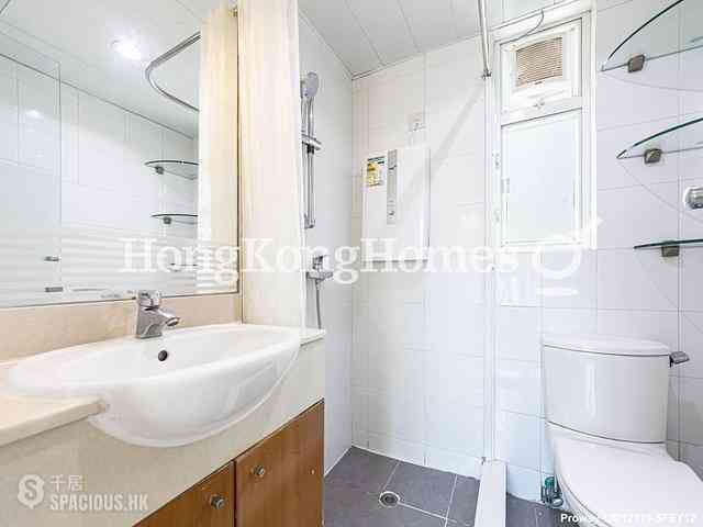 Sai Ying Pun - Reading Place 06