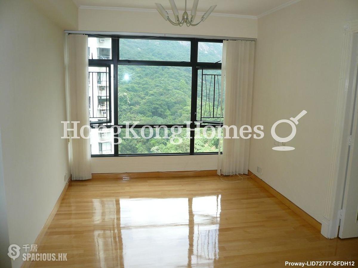 Tai Hang - Ronsdale Garden 01