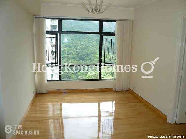 Tai Hang - Ronsdale Garden 01