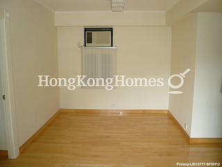Tai Hang - Ronsdale Garden 03