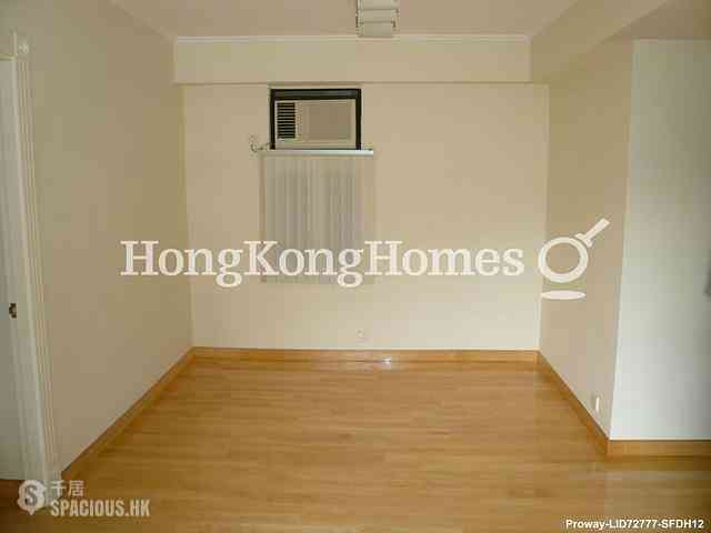 Tai Hang - Ronsdale Garden 03