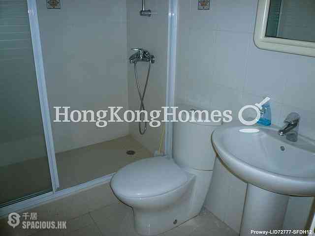 Tai Hang - Ronsdale Garden 09