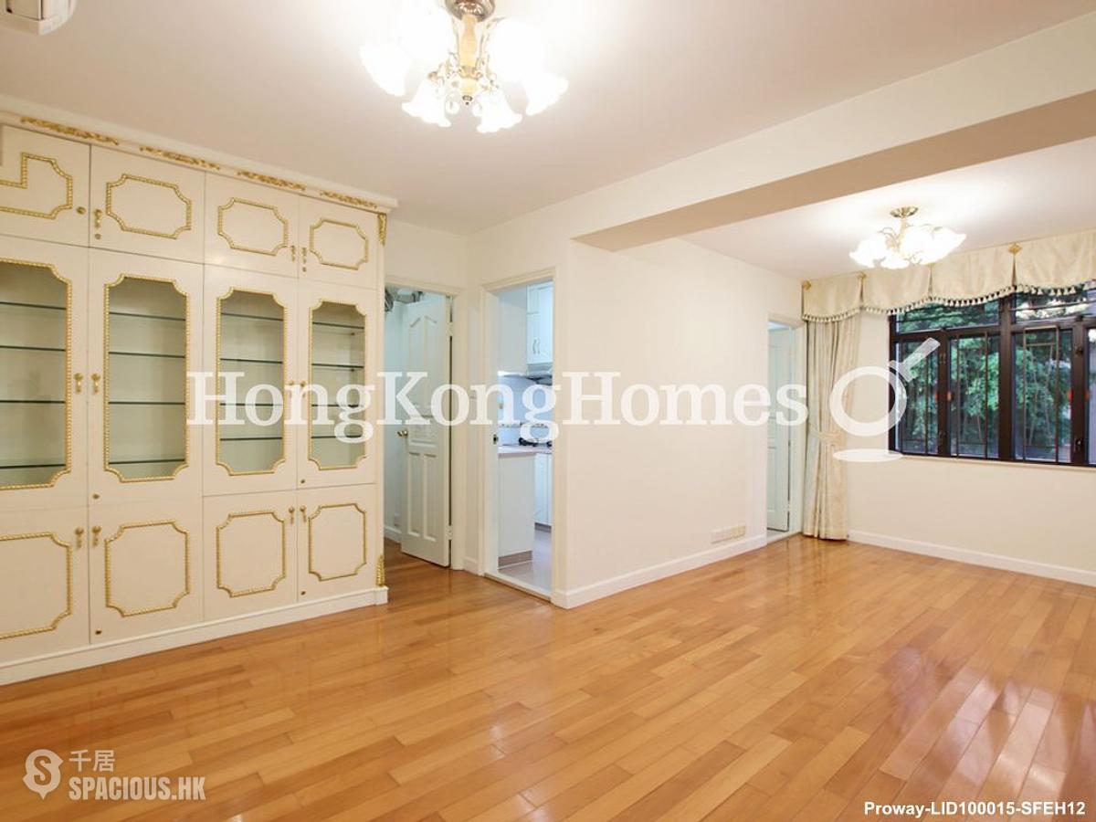 Sai Ying Pun - Wing Cheung Court 01