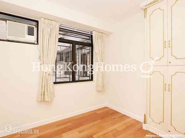 Sai Ying Pun - Wing Cheung Court 06