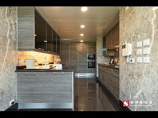 Repulse Bay - Fairmount Terrace 06