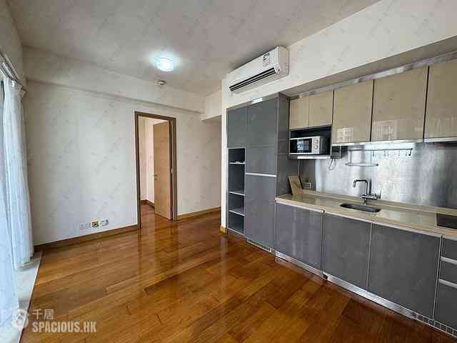 Sai Ying Pun - Island Crest 01