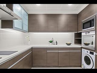 Mid Levels West - Scenic Heights 11