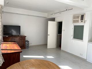 Sai Ying Pun - Hing Tai Building 04