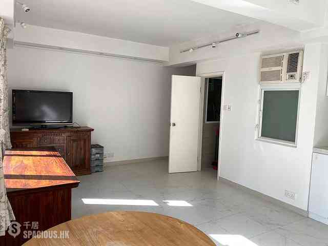 Sai Ying Pun - Hing Tai Building 04