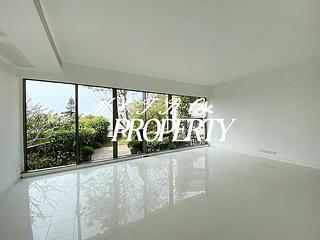The Peak - Mount Austin Estate 11