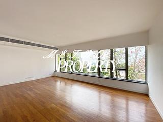 The Peak - Mount Austin Estate 14
