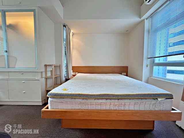 Sheung Wan - Carbo Mansion 05