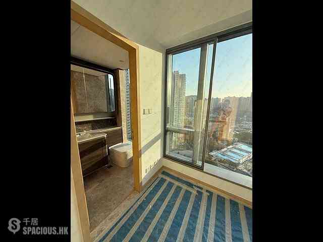Wong Chuk Hang - The Southside Phase 2 La Marina Tower 1B 01