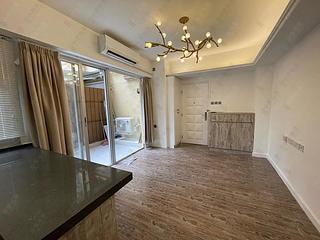 Wan Chai - Pao Woo Mansion 06
