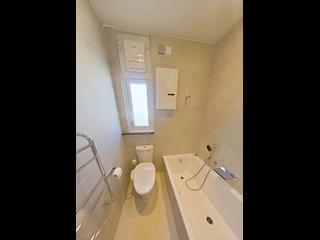 Chung Hom Kok - Hillgrove 11