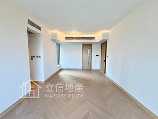 Mid Levels Central - 22A, Kennedy Road 03