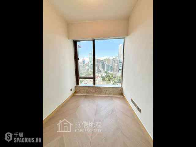Mid Levels Central - 22A, Kennedy Road 04