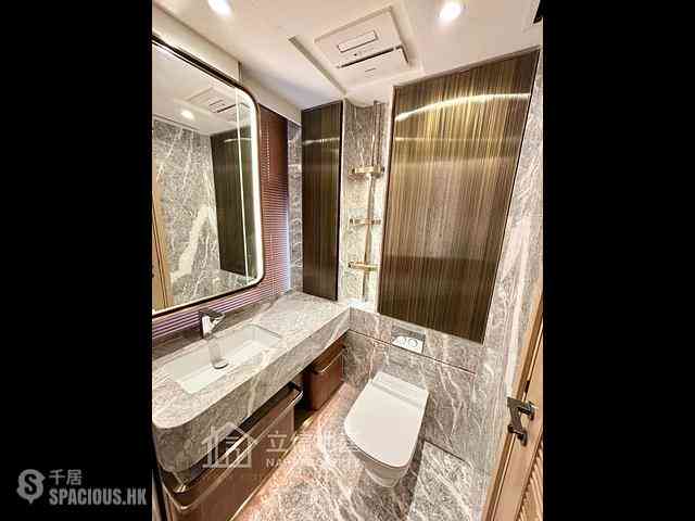 Mid Levels Central - 22A, Kennedy Road 06