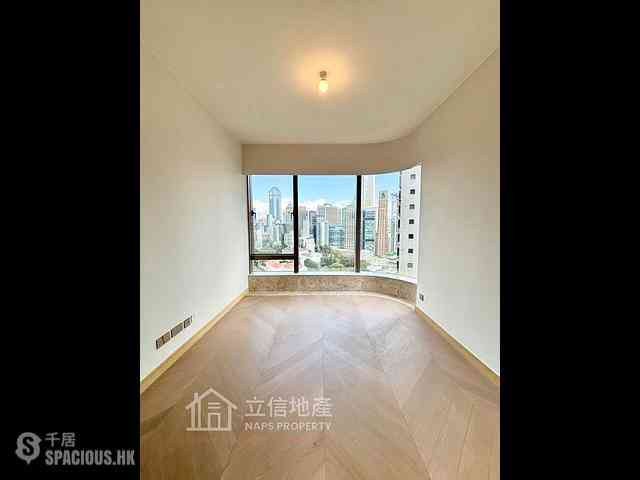 Mid Levels Central - 22A, Kennedy Road 07