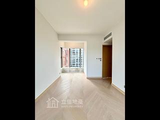 Mid Levels Central - 22A, Kennedy Road 08