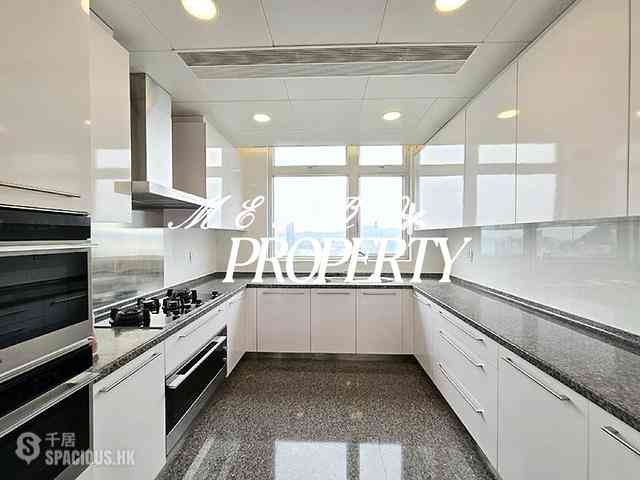 The Peak - Interocean Court 02