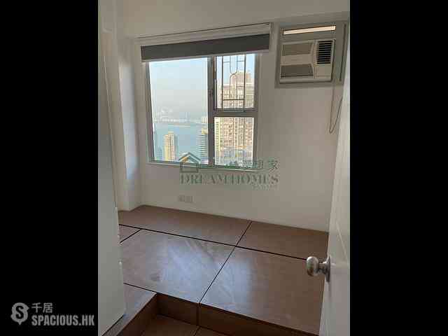 Sai Ying Pun - Golden Phoenix Court 03