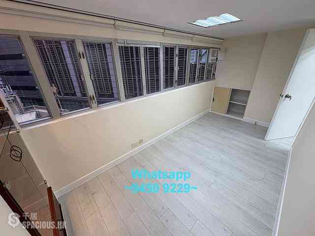 Sheung Wan - Kai Fung Mansion (Building) 04