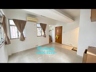 Sheung Wan - Des Voeux Building 02