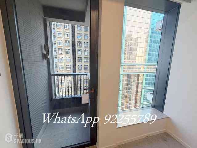 Sai Ying Pun - Bohemian House 02