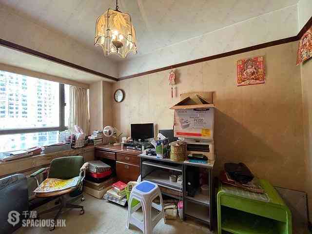 Mid Levels West - Kingsland Court 02