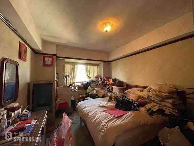 Mid Levels West - Kingsland Court 04