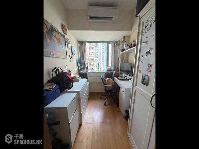 Sai Ying Pun - The Nova 04