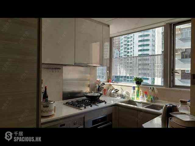 Sai Ying Pun - The Summa 05