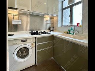 Sai Ying Pun - Island Crest Block 1 05