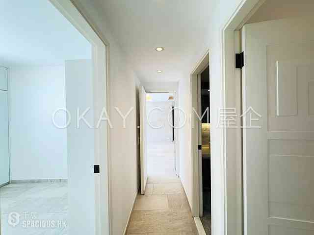 Happy Valley - The Broadville 20