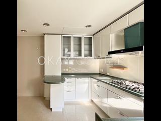 Mid Levels Central - Wealthy Heights 04