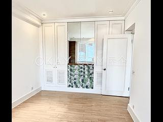 Mid Levels Central - Wealthy Heights 08