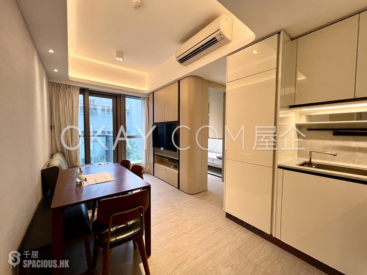 Mid Levels Central - Townplace Soho 01