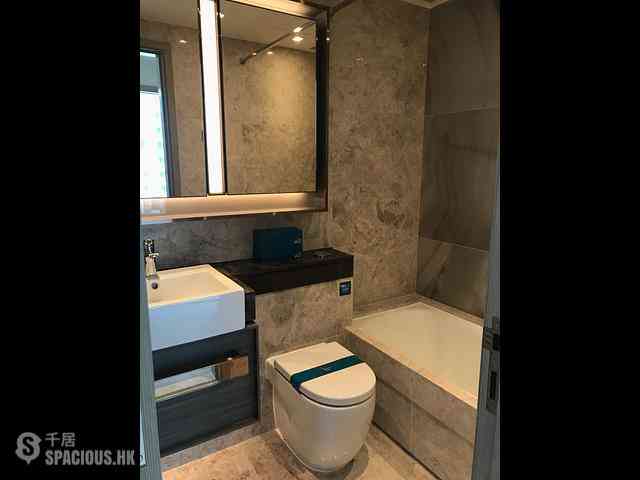 Tseung Kwan O - The Wings Ocean Wings Block 8 04