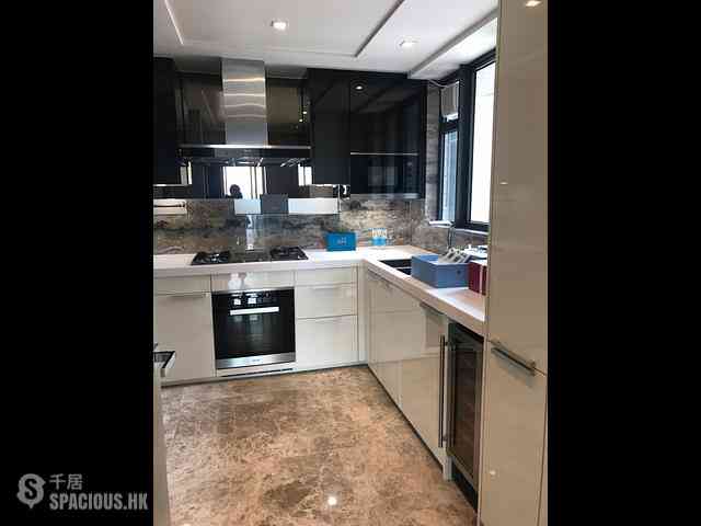 Tseung Kwan O - The Wings Ocean Wings Block 8 08