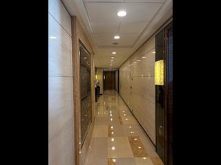 West Kowloon - The Cullinan (Tower 21 Zone 2 Luna Sky) 02