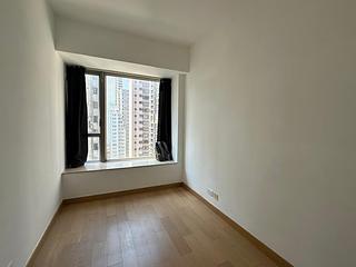 Sai Ying Pun - Island Crest 05