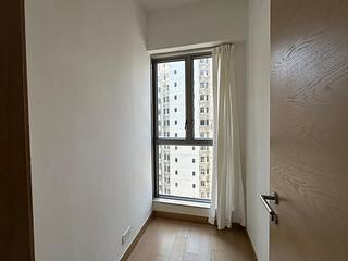 Sai Ying Pun - Island Crest 08
