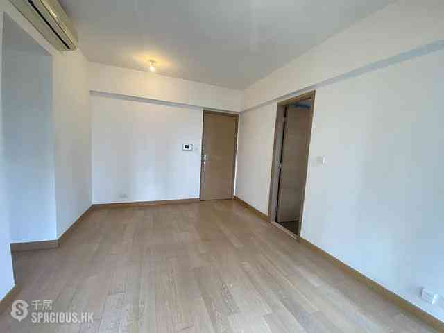 Sai Ying Pun - Island Crest 11