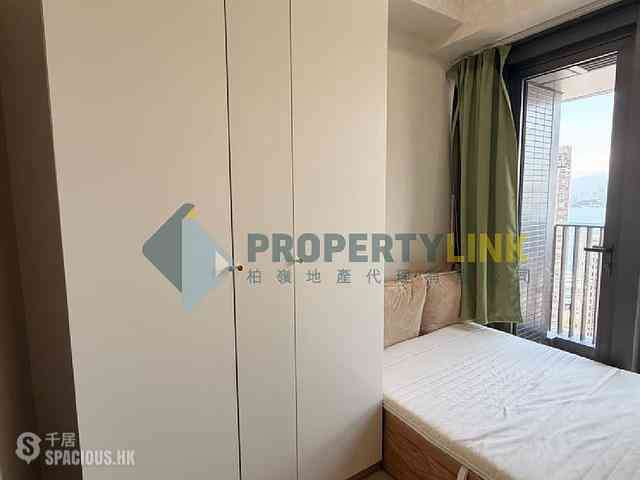 Shek Tong Tsui - Novum West 17
