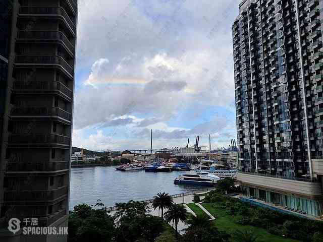 Cheung Sha Wan - Grand Victoria 01