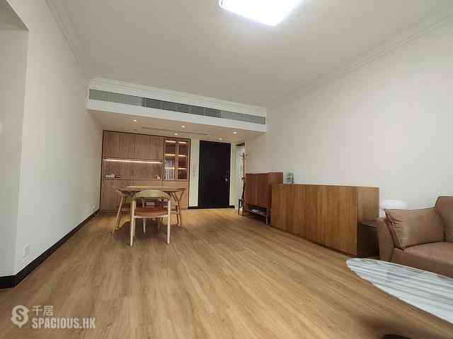 Wan Chai - Convention Plaza Apartments 01