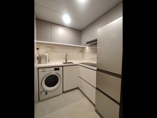 Wan Chai - Convention Plaza Apartments 04
