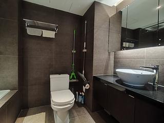 Wan Chai - Convention Plaza Apartments 07